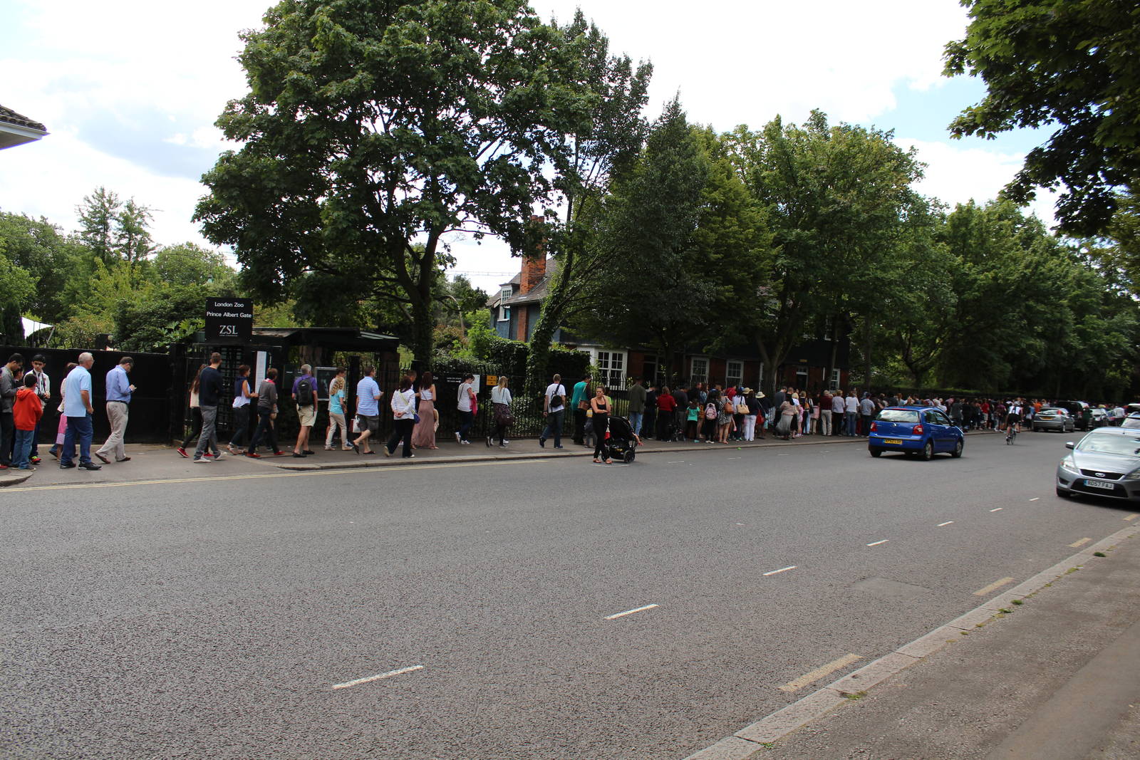 Long queues August 2013
