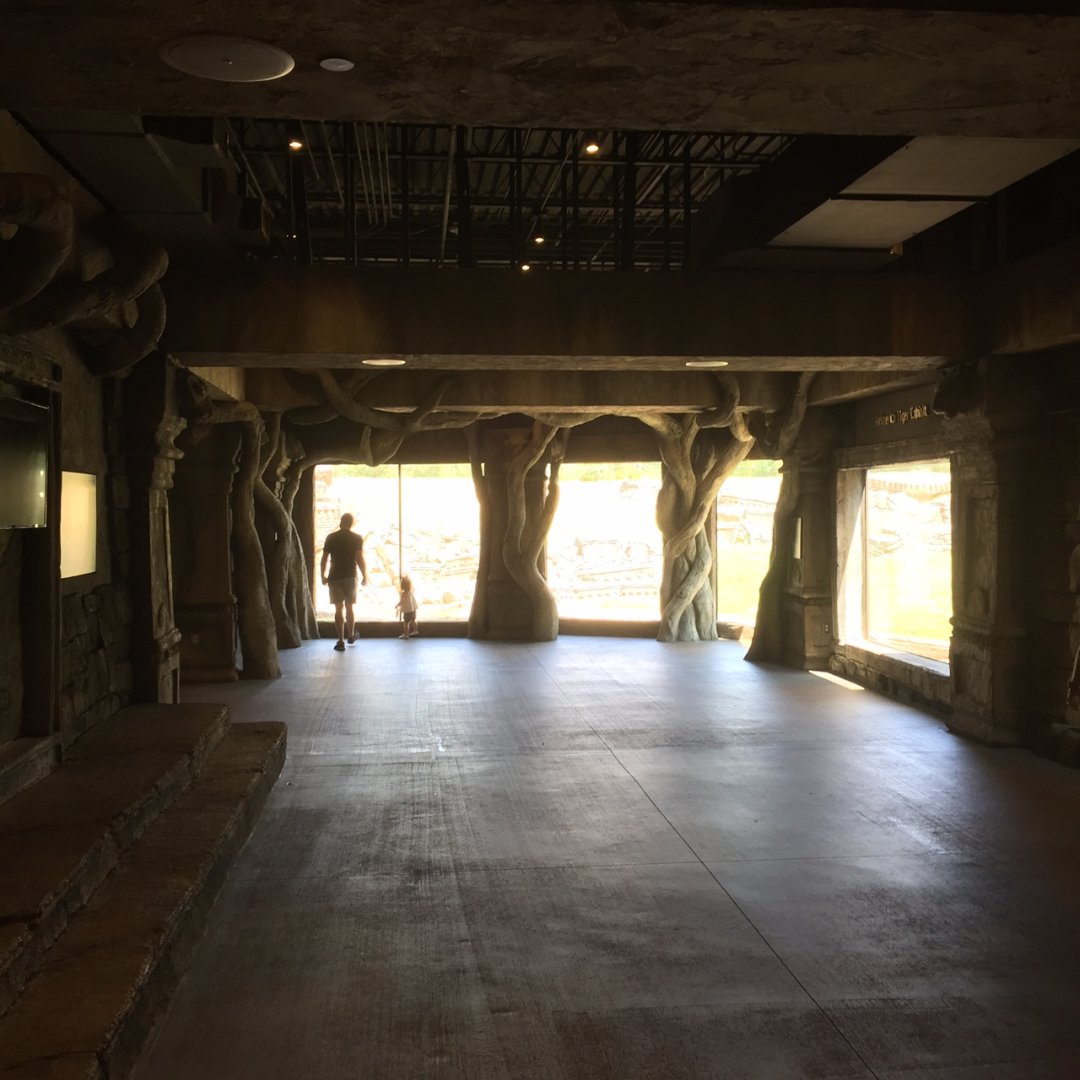 Lost Kingdom - building interior looking toward east tiger yard
