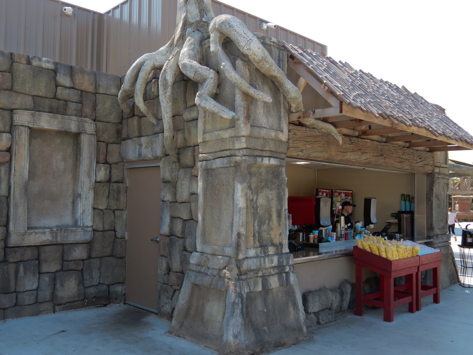 Lost Kingdom - Komodo Canteen