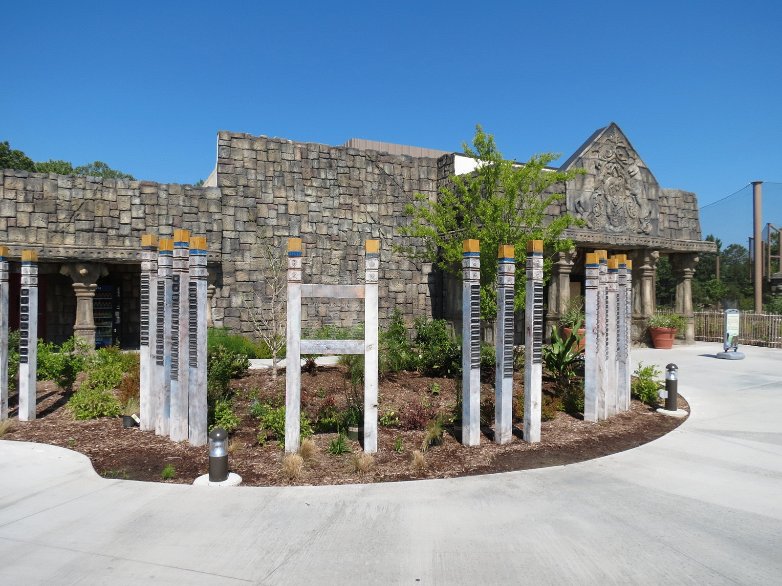 Lost Kingdom - Rajan's - Exterior