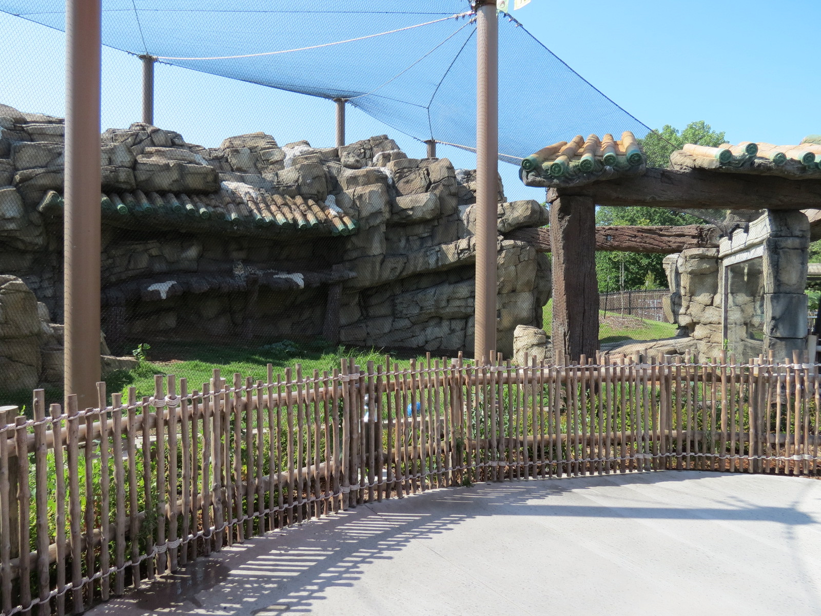 Lost Kingdom - Snow Leopard Exhibit