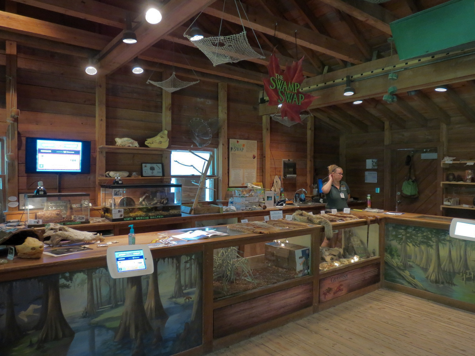 Louisiana Swamp - Pelican's Nest Education Building