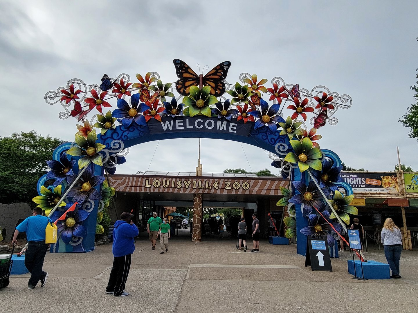 Louisville 5/22 - Entrance