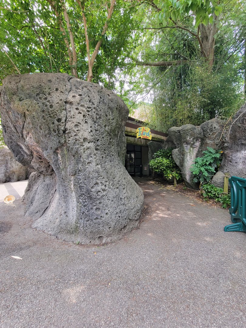 Louisville 5/22 - Islands Pavilion entrance