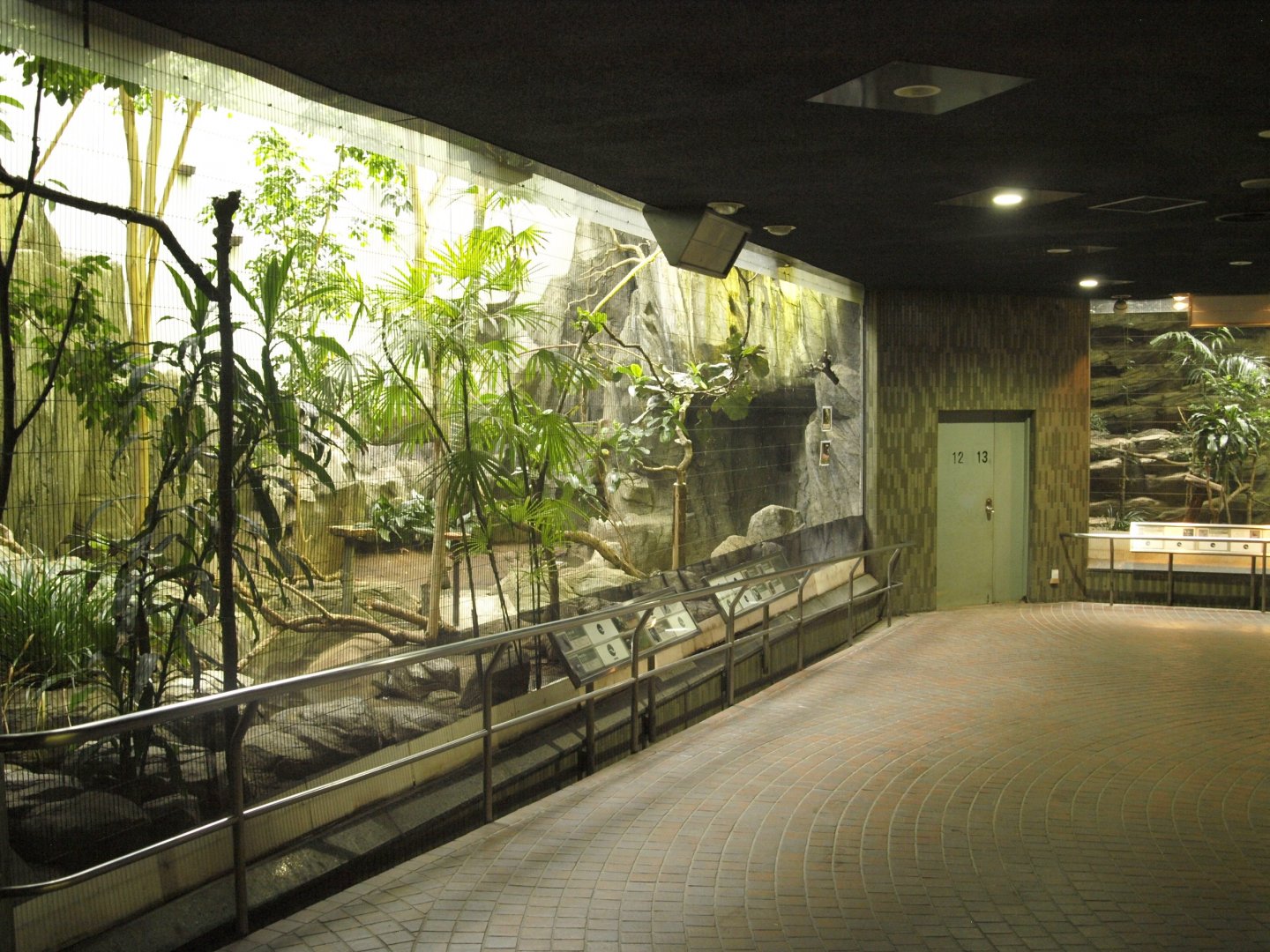 Lower section of bird house