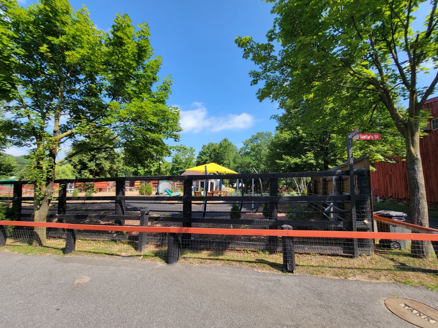Lupa Zoo - Back of new children's playground