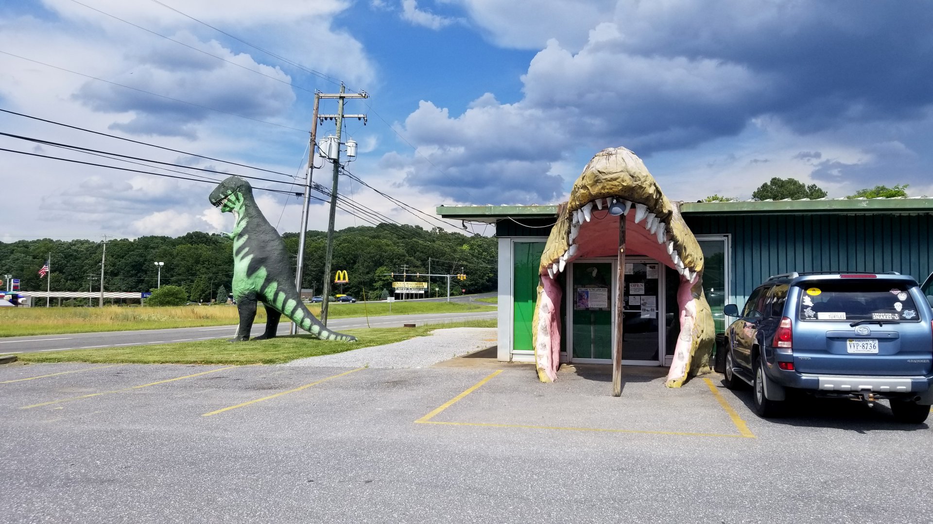 Luray Zoo - Entrance