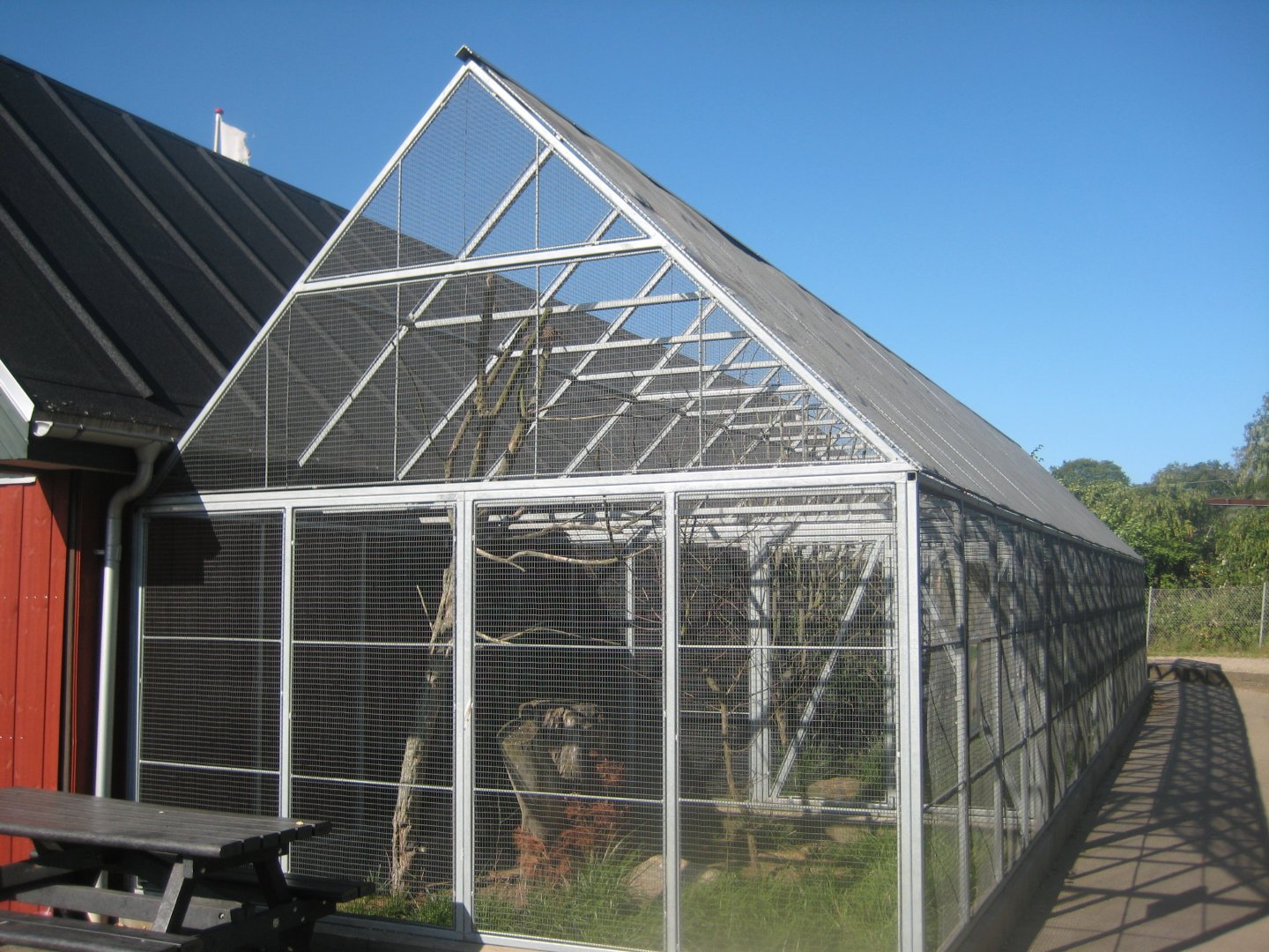 Madsbyparken - Exotic bird aviaries