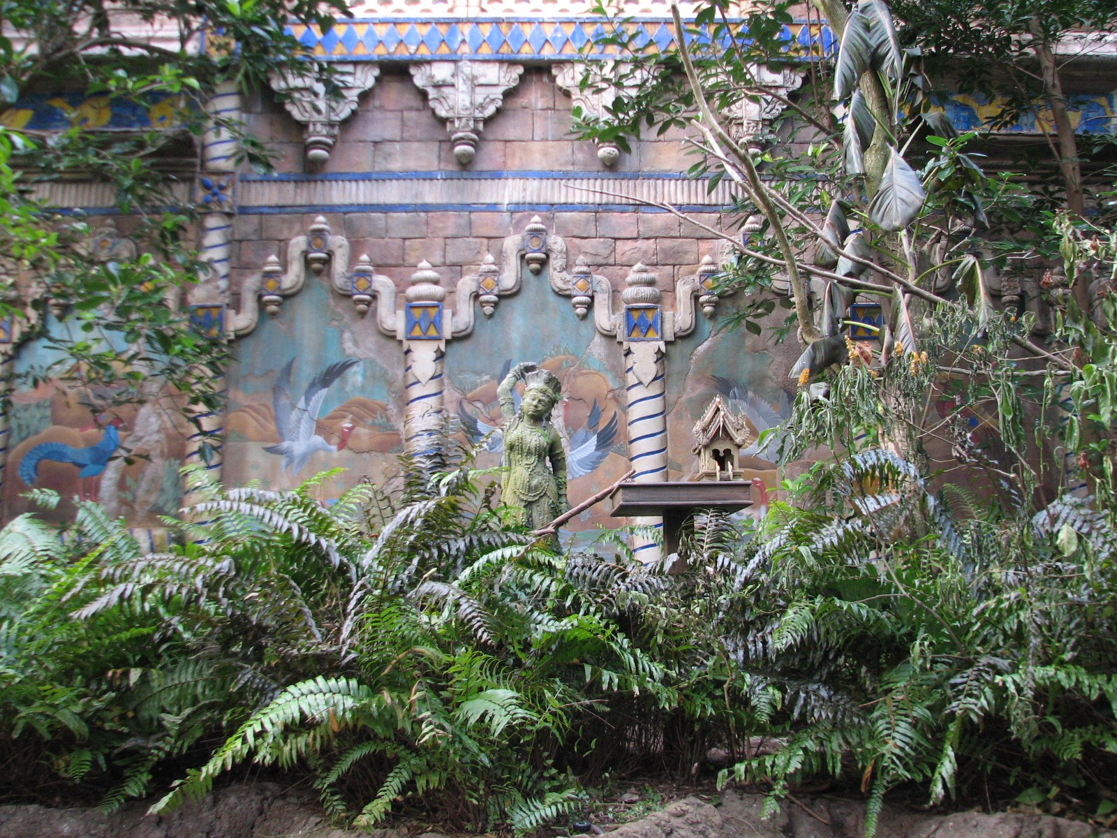 Maharajah Jungle Trek - Aviary