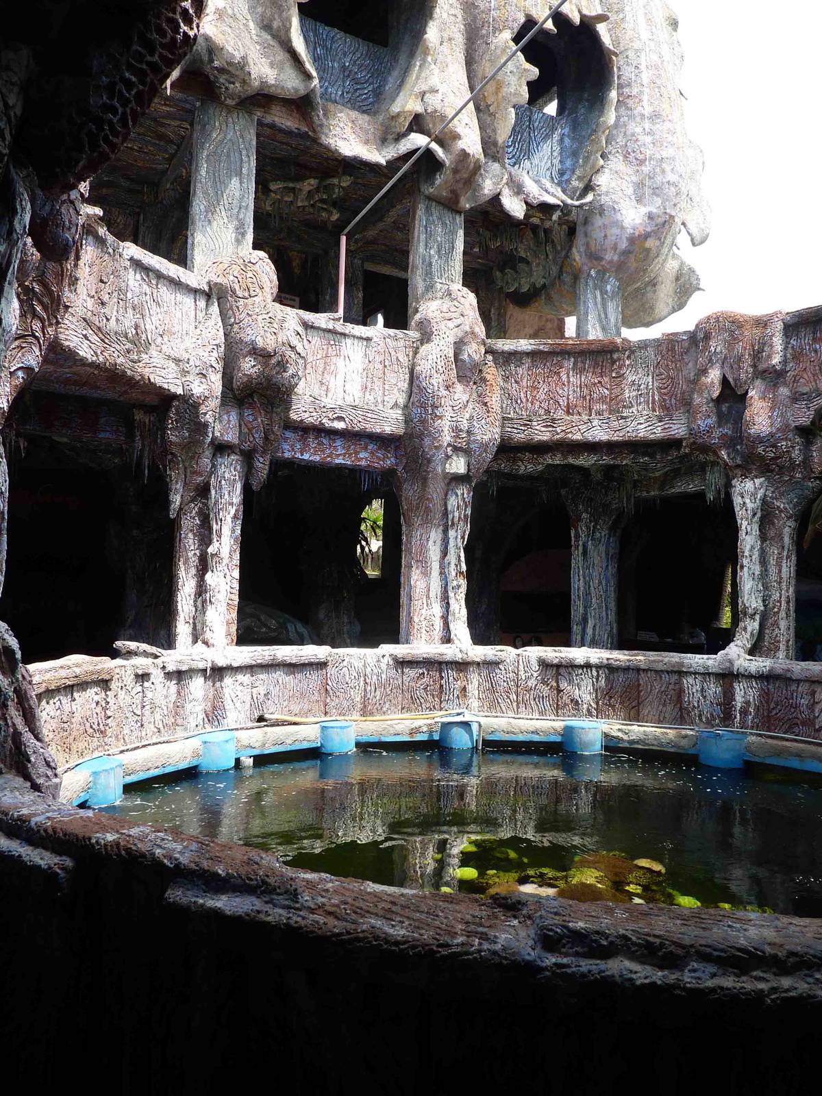 Main coral reef tank with upper levels, May 2013.