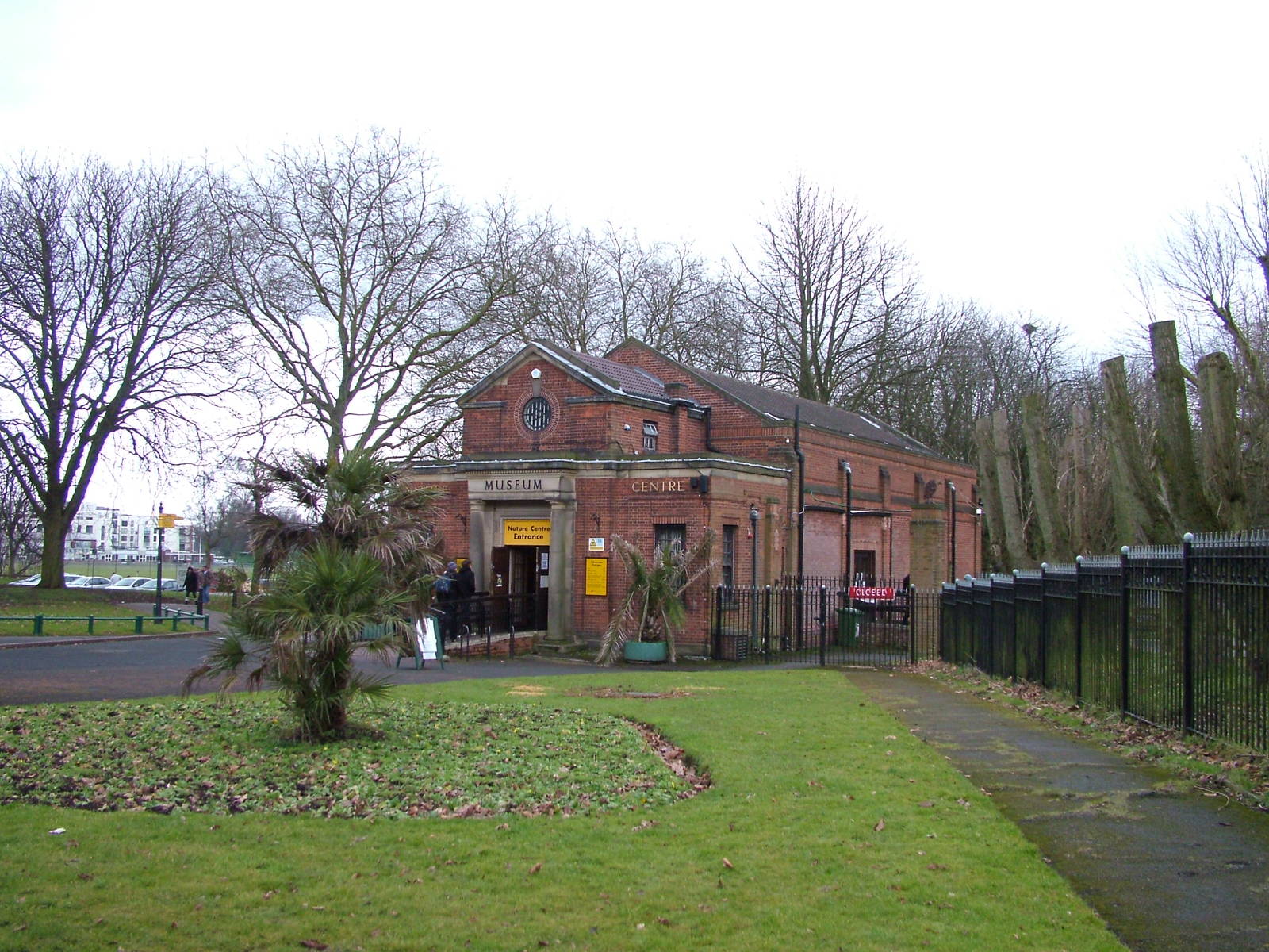 Main entrance at Birmingham Nature Centre 28/02/10