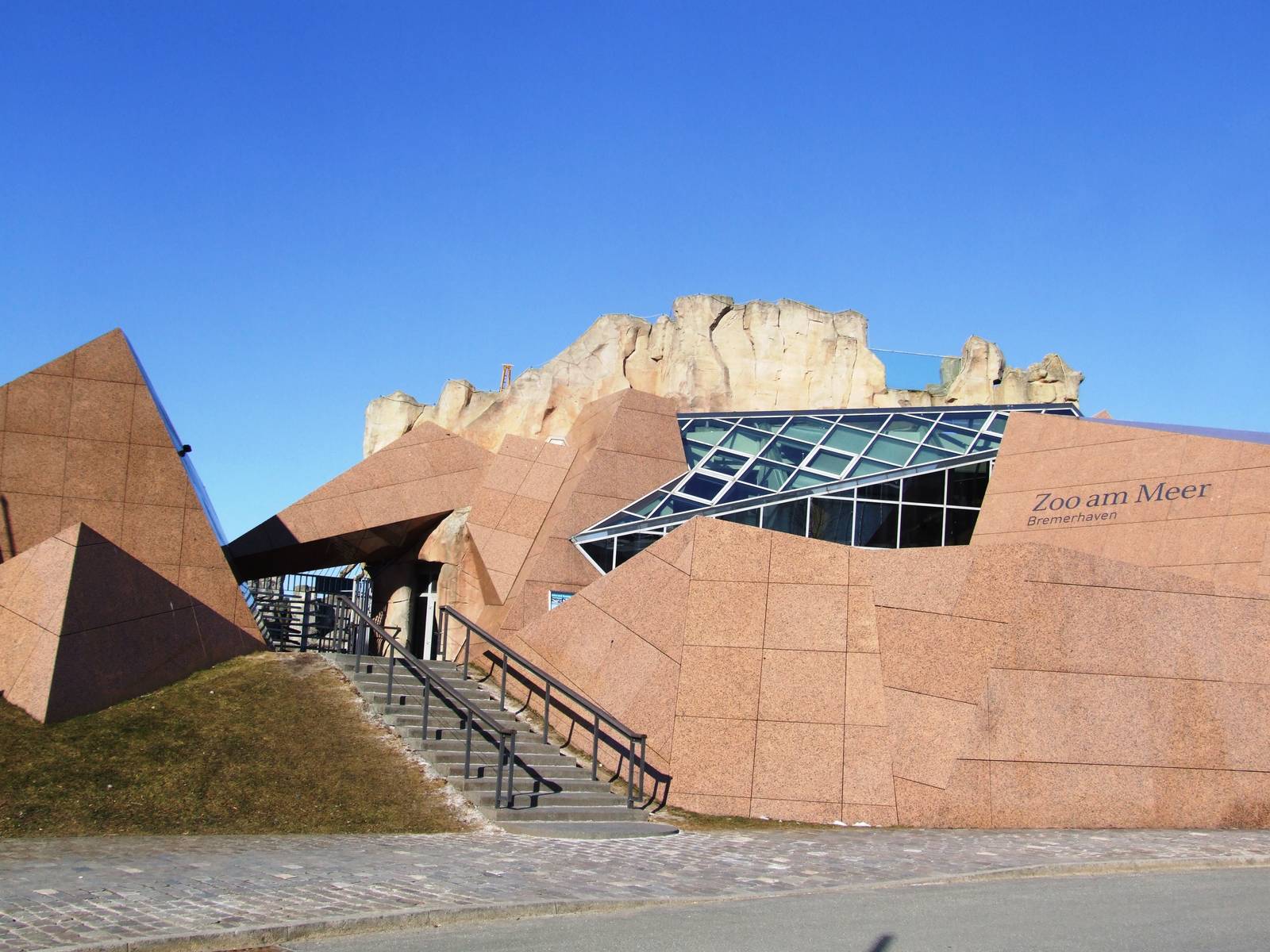 Main Entrance at Bremerhaven, 24/03/13