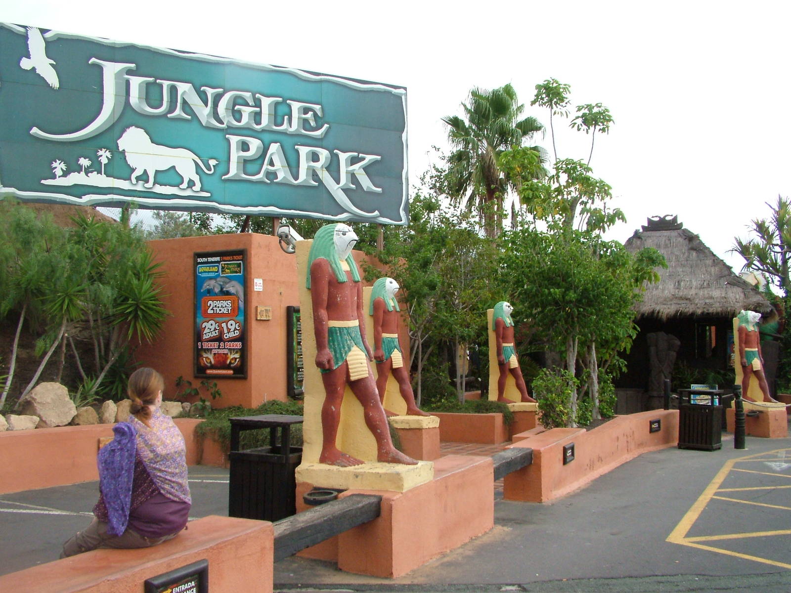 Main Entrance at Jungle Park (Las Aguilas), 13/11/10