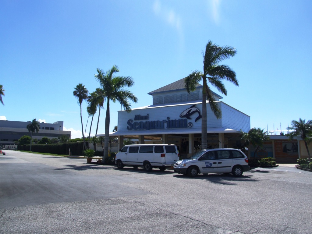 Main Entrance at Miami Seaquarium, 16/10/13