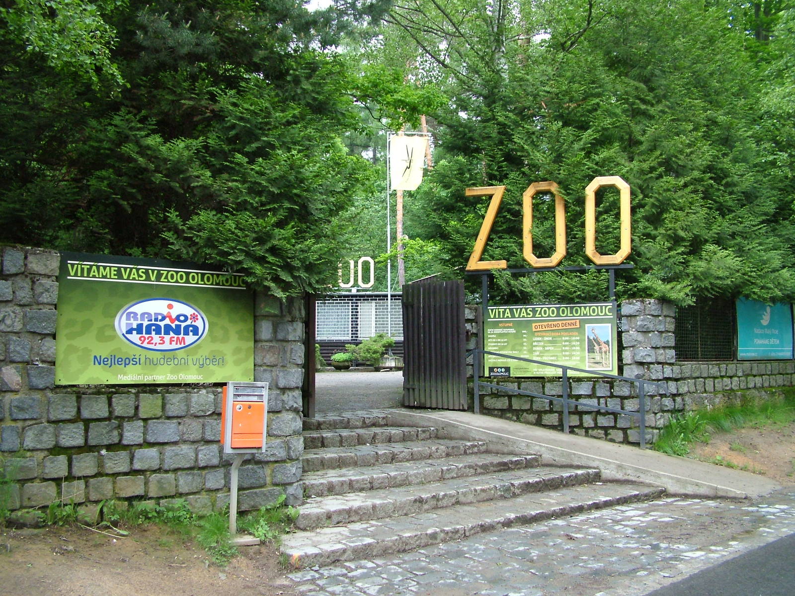 Main entrance at Olomouc 30/05/09