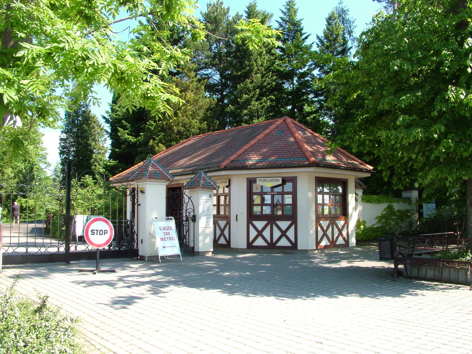 Main Entrance at Zlin, 28/05/10