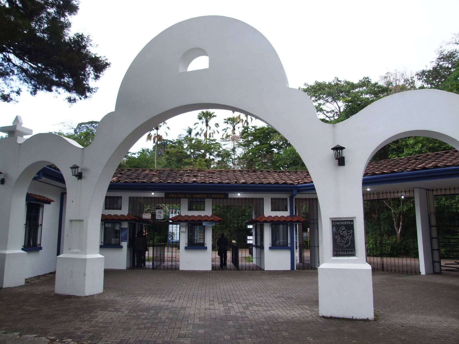 Main Entrance at Zoo Simon Bolivar, 12/04/14