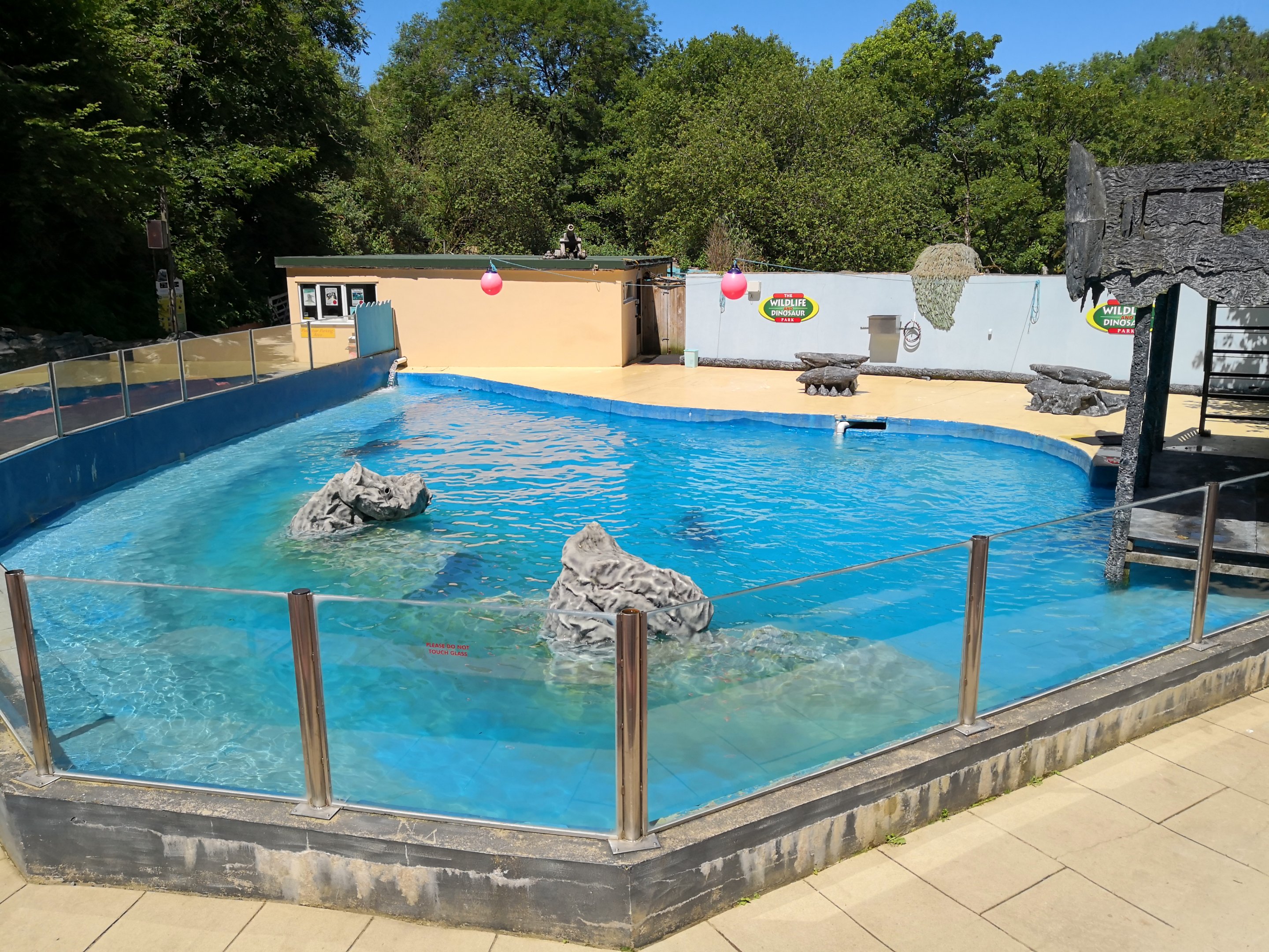 Main Sealion Enclosure