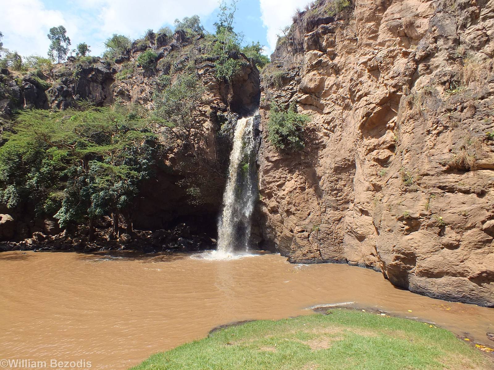 Makali Waterfall - Lake Nakuru