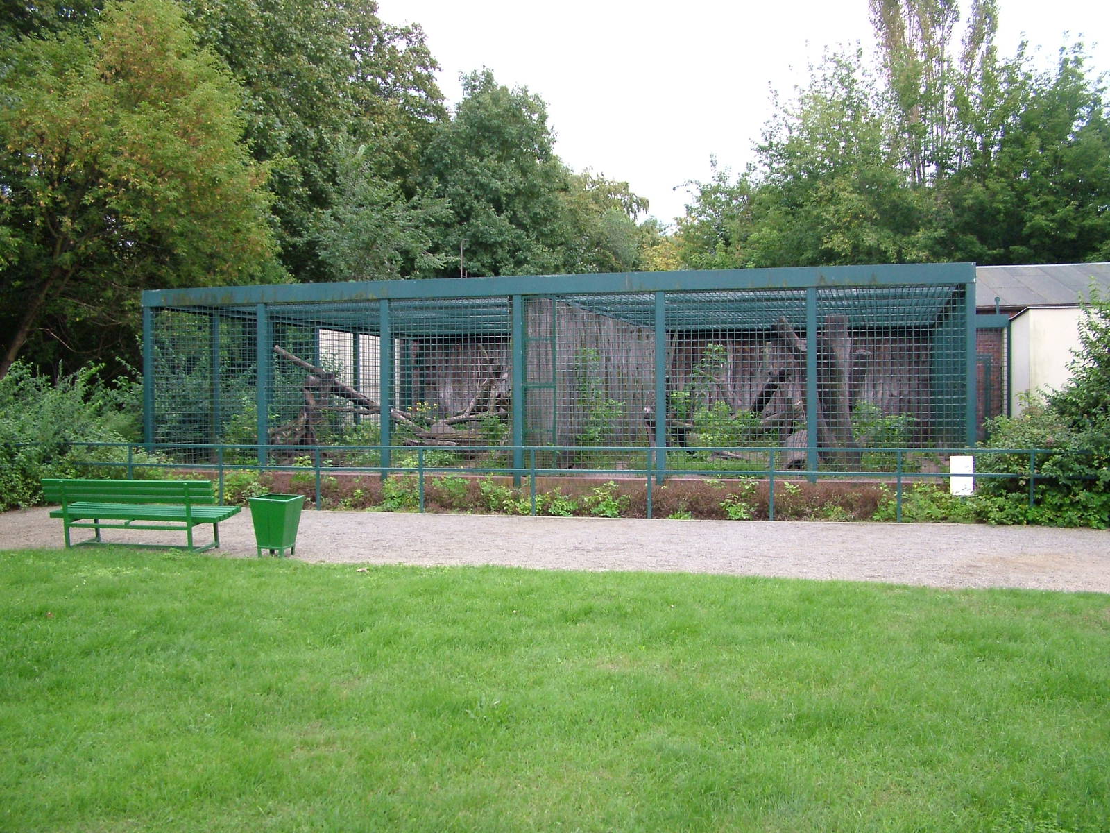 Malayan Sun Bear Exhibit at Tierpark Berlin, 30/08/11