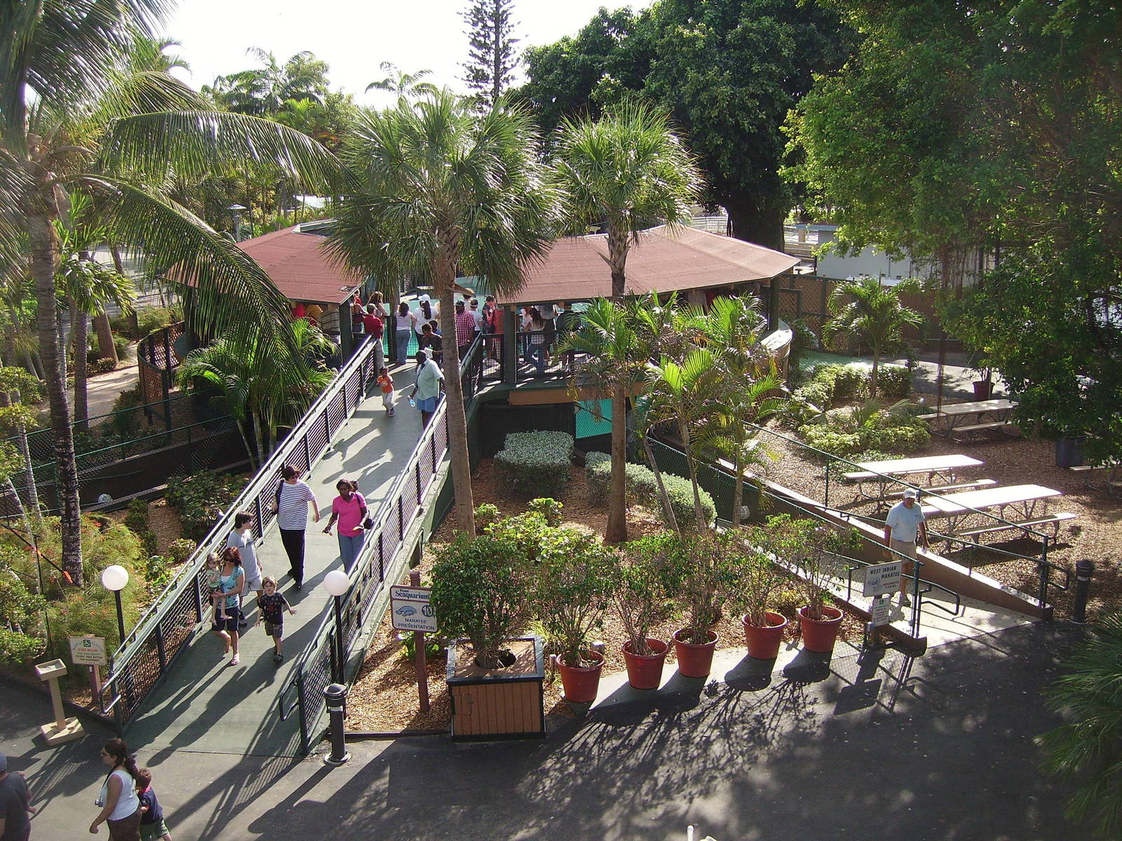 Manatee Exhibit - Miami Seaquarium