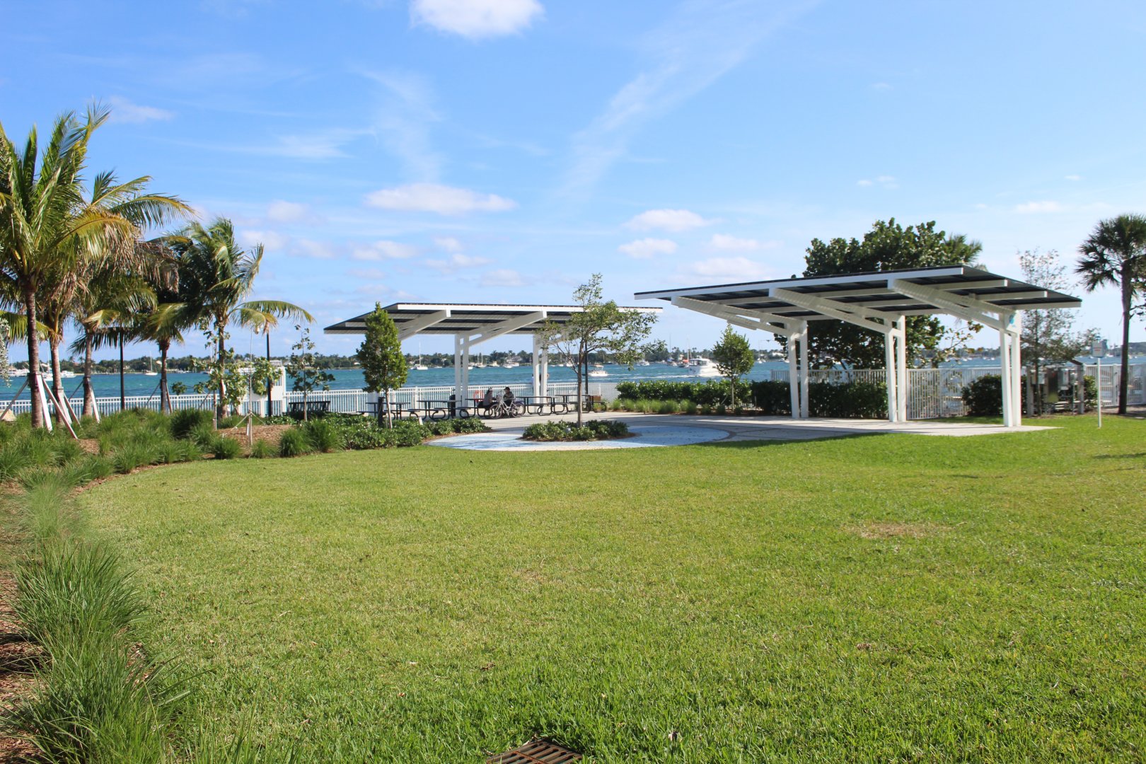 Manatee Lagoon - Plaza