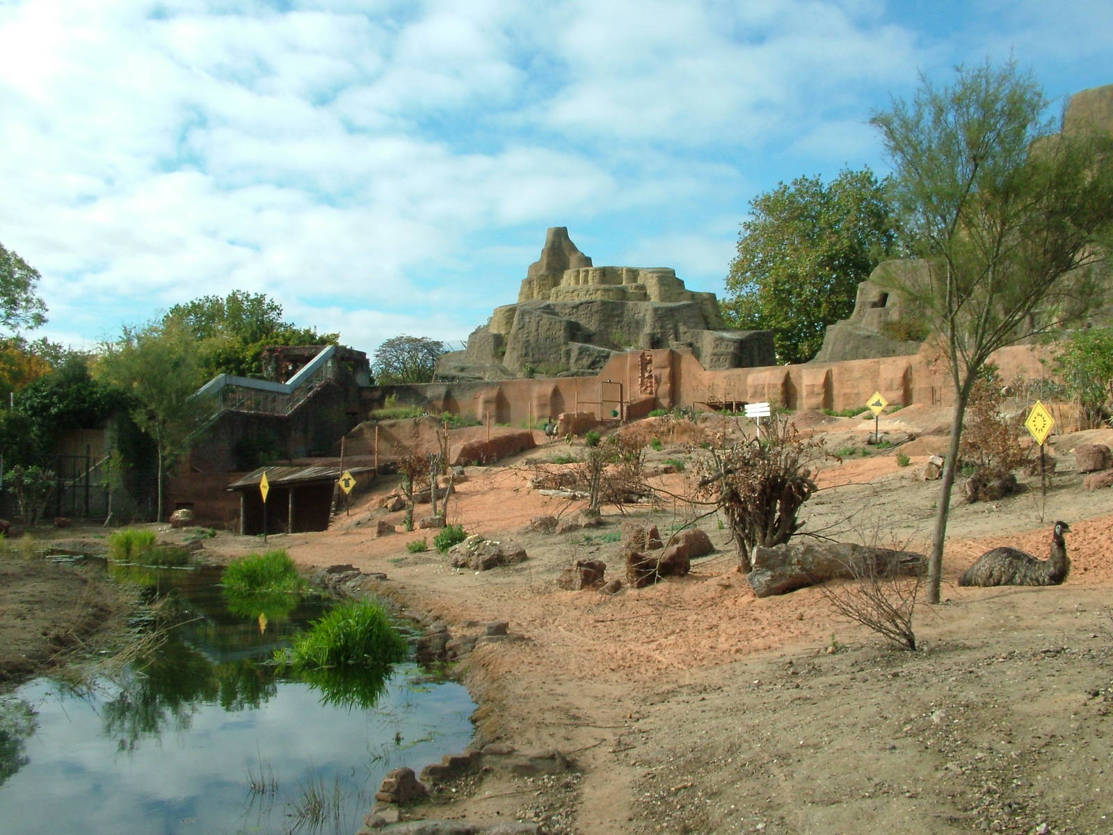 Mappin Terraces Outback at London Zoo Oct 08