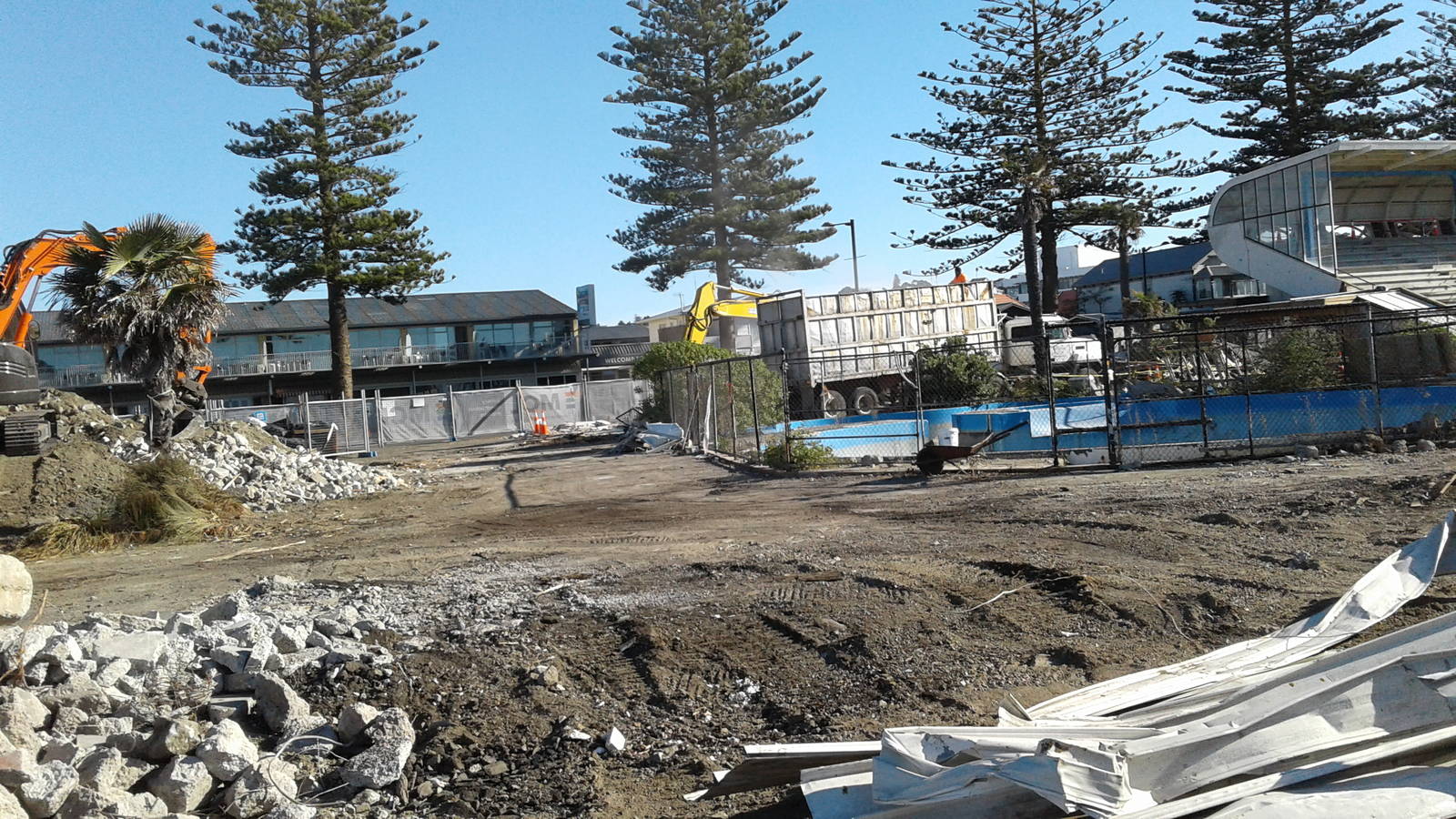 Marineland being demolished June 2016