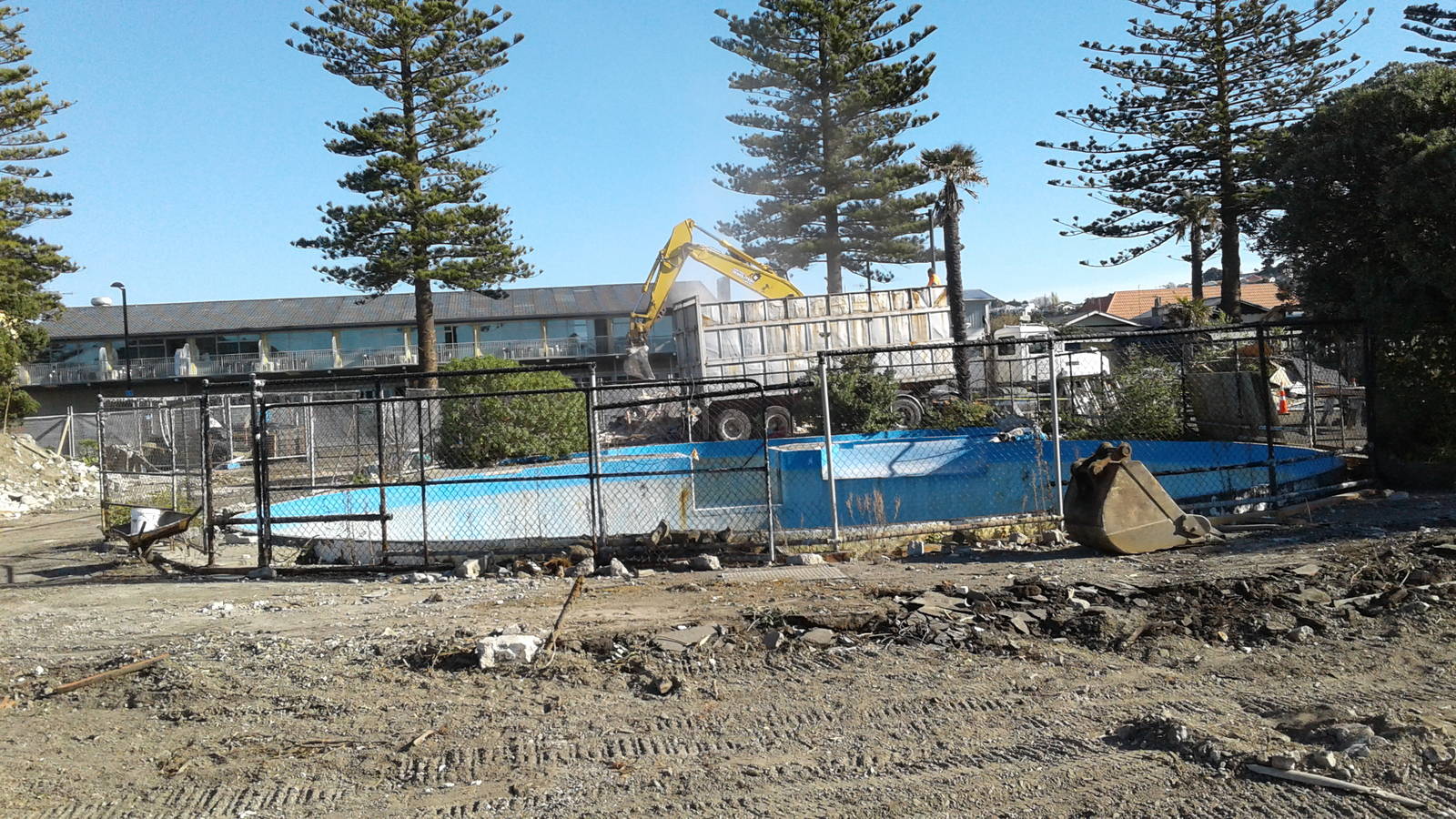 Marineland being demolished June 2016