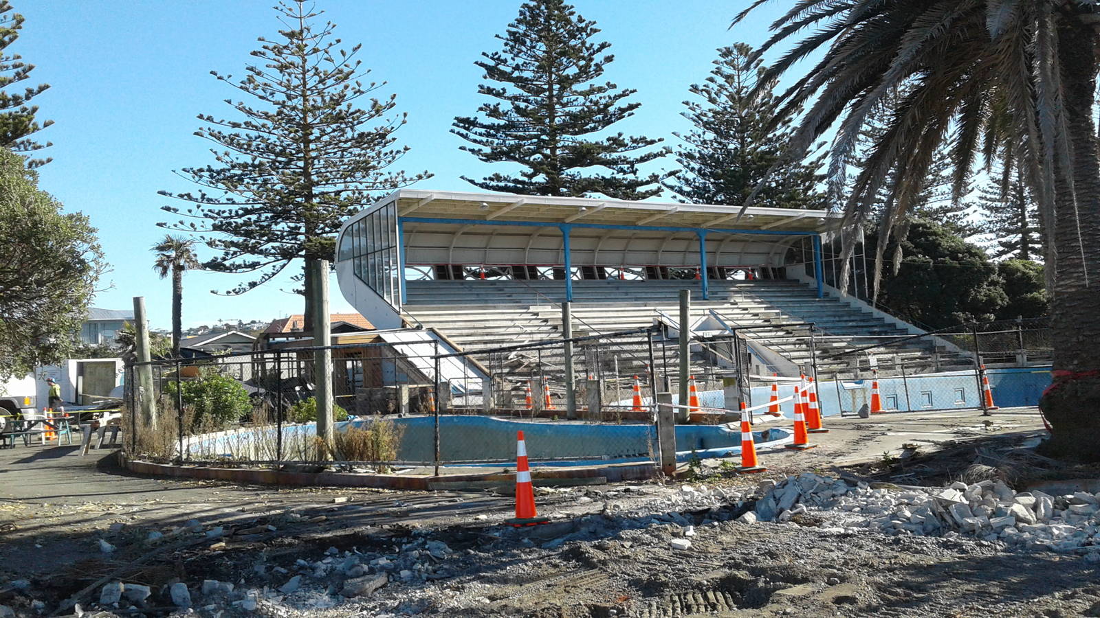 Marineland being demolished June 2016