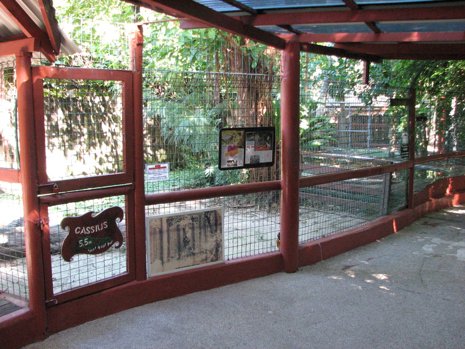 Marineland Melanesia 2007 - The home of Cassius the giant crocodile