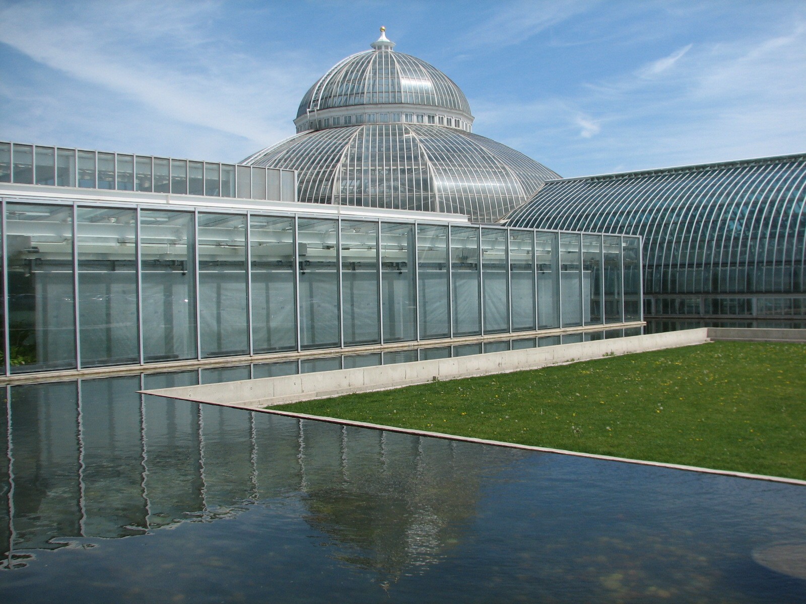 Marjorie McNeely Conservatory - Exterior