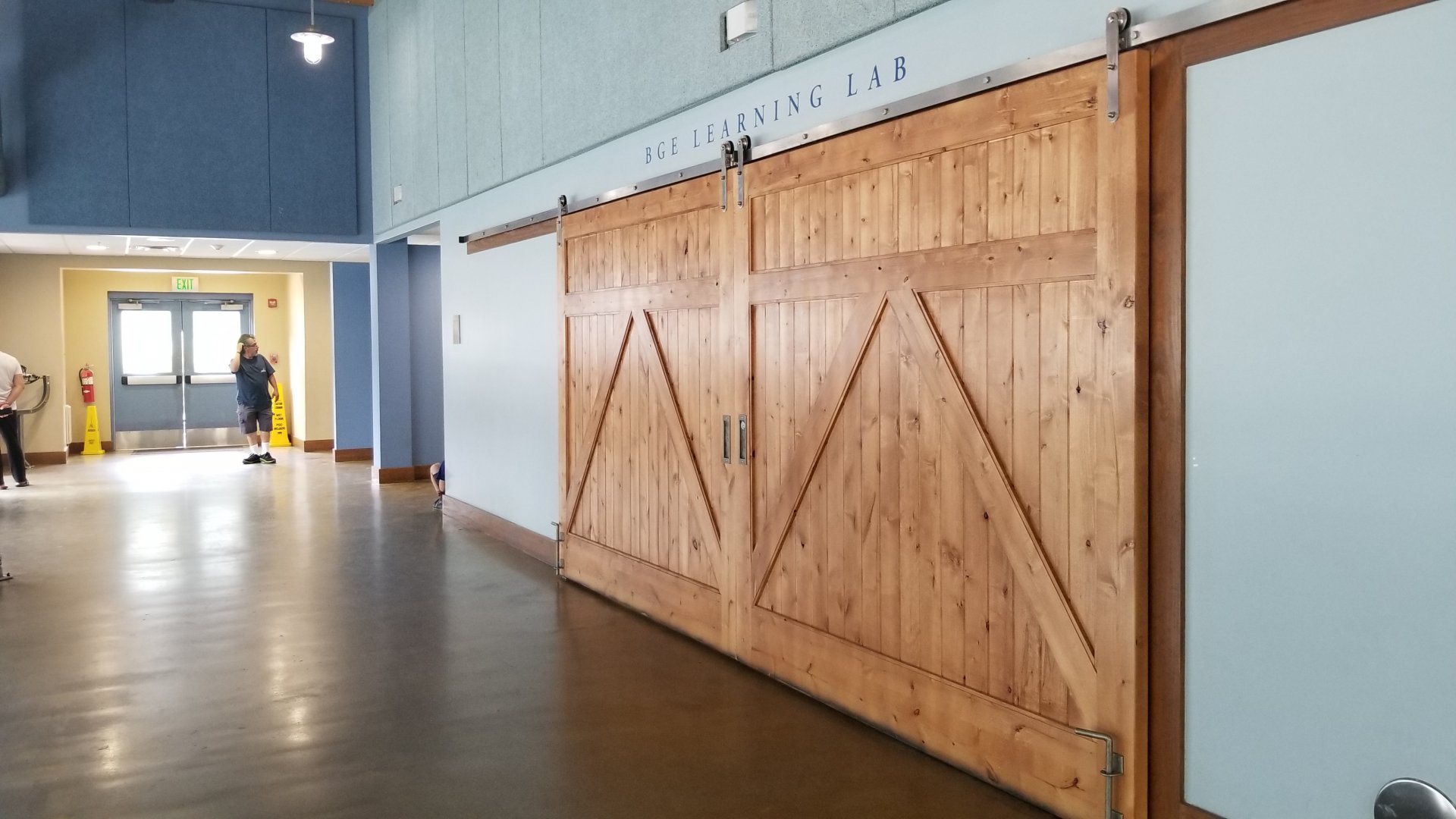 Maryland Zoo - Inside penguin education center