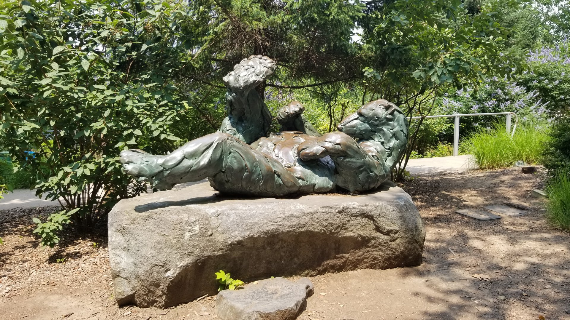 Maryland Zoo - Polar Bear Watch, statue