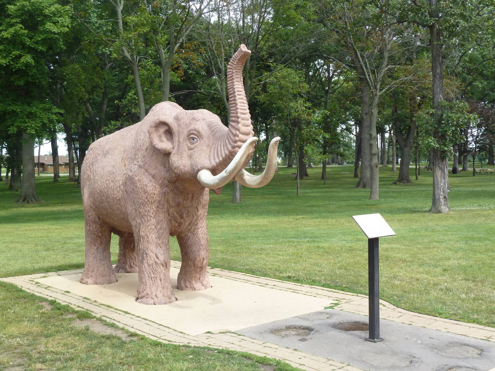 Mastodon Statue