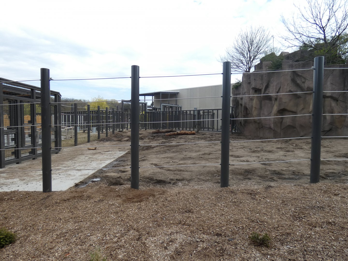 May. 2019 - New! Adventure Africa - Elephant Presentation Exhibit (Former Brown Bear Exhibit)