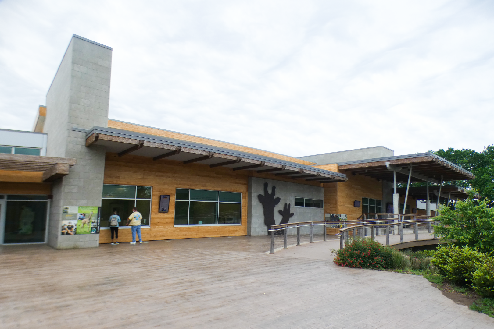 May. 2021 - Veterinary Center