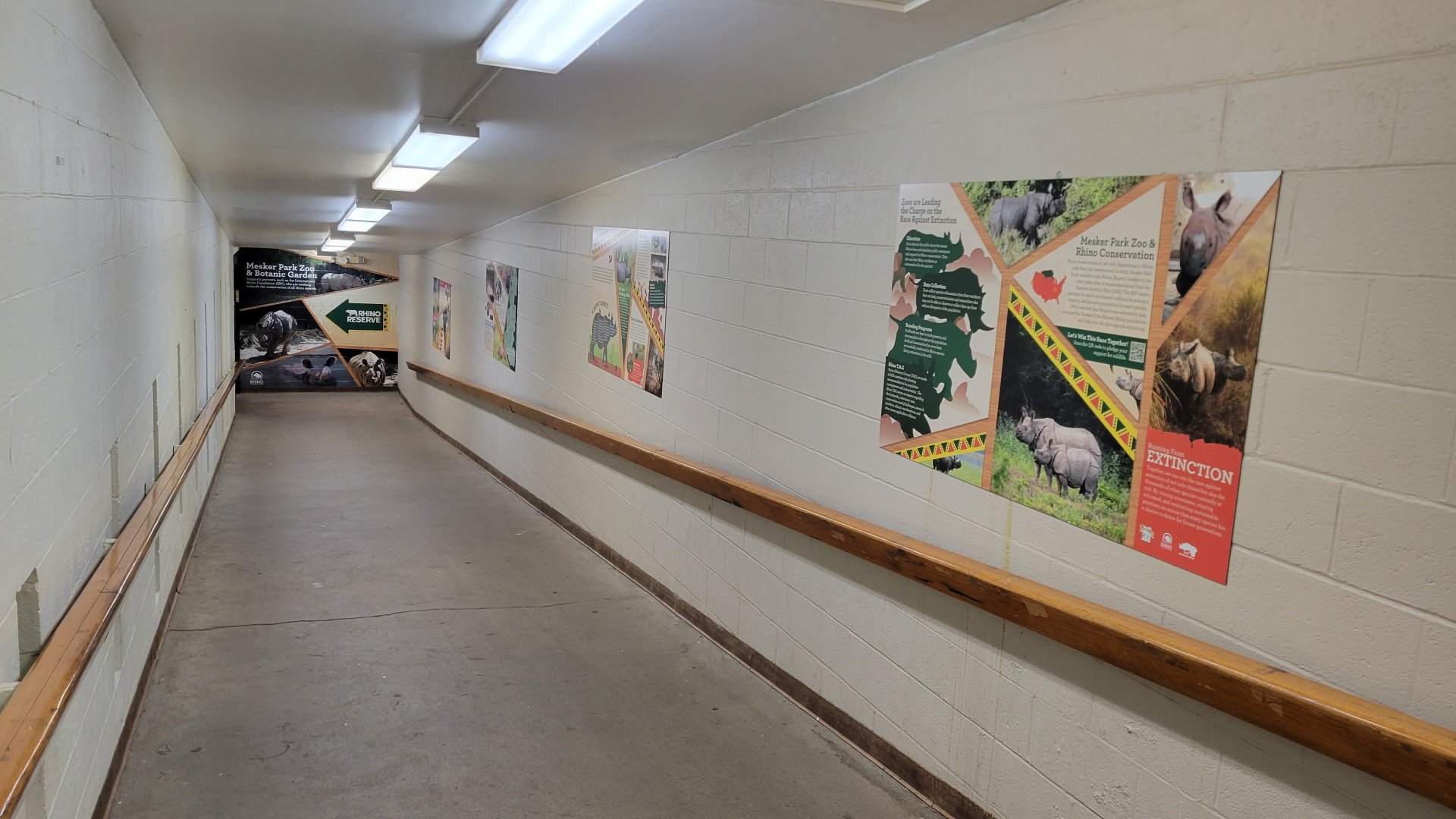 May. 2025 - Kley Memorial Building - Hallway to Indoor Rhino Exhibits