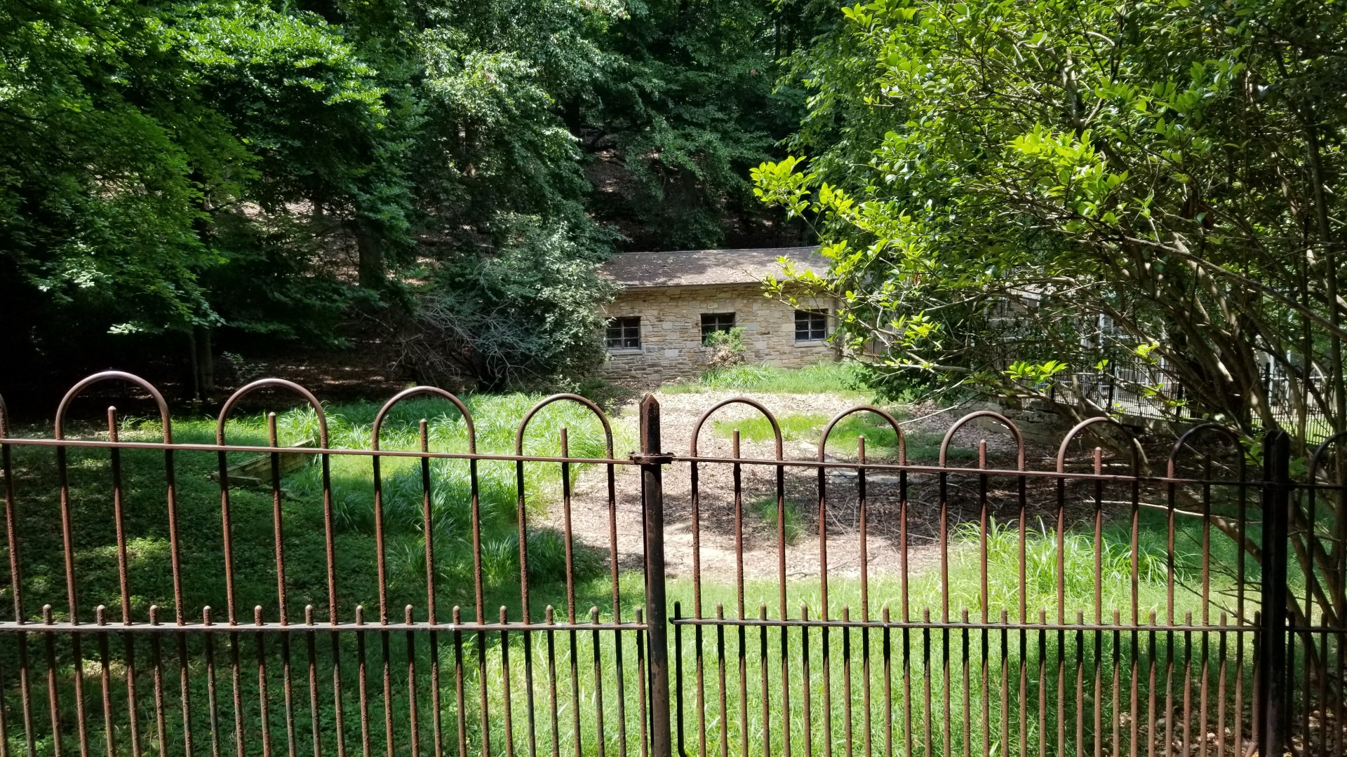 MD Zoo, Main Valley - Old yard