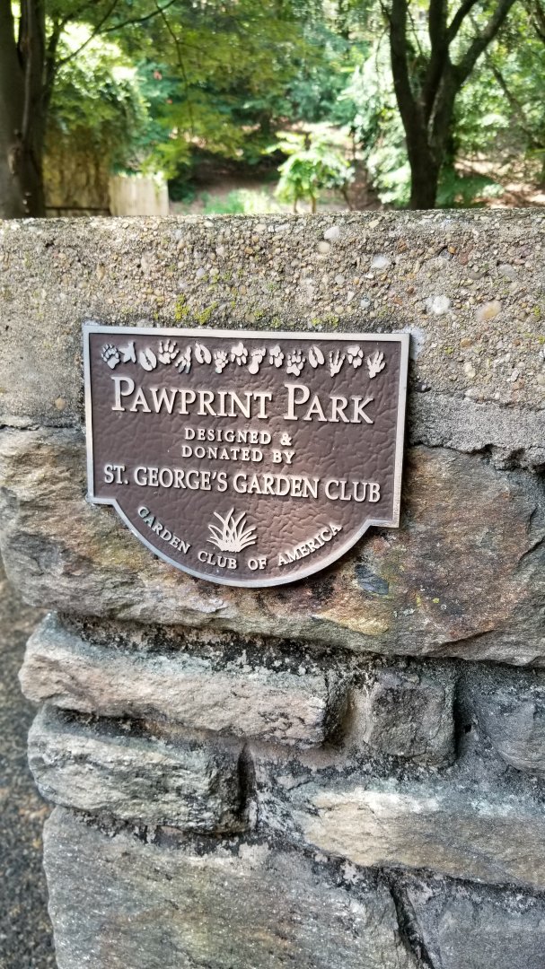 MD Zoo, Main Valley - Pawprint Park sign