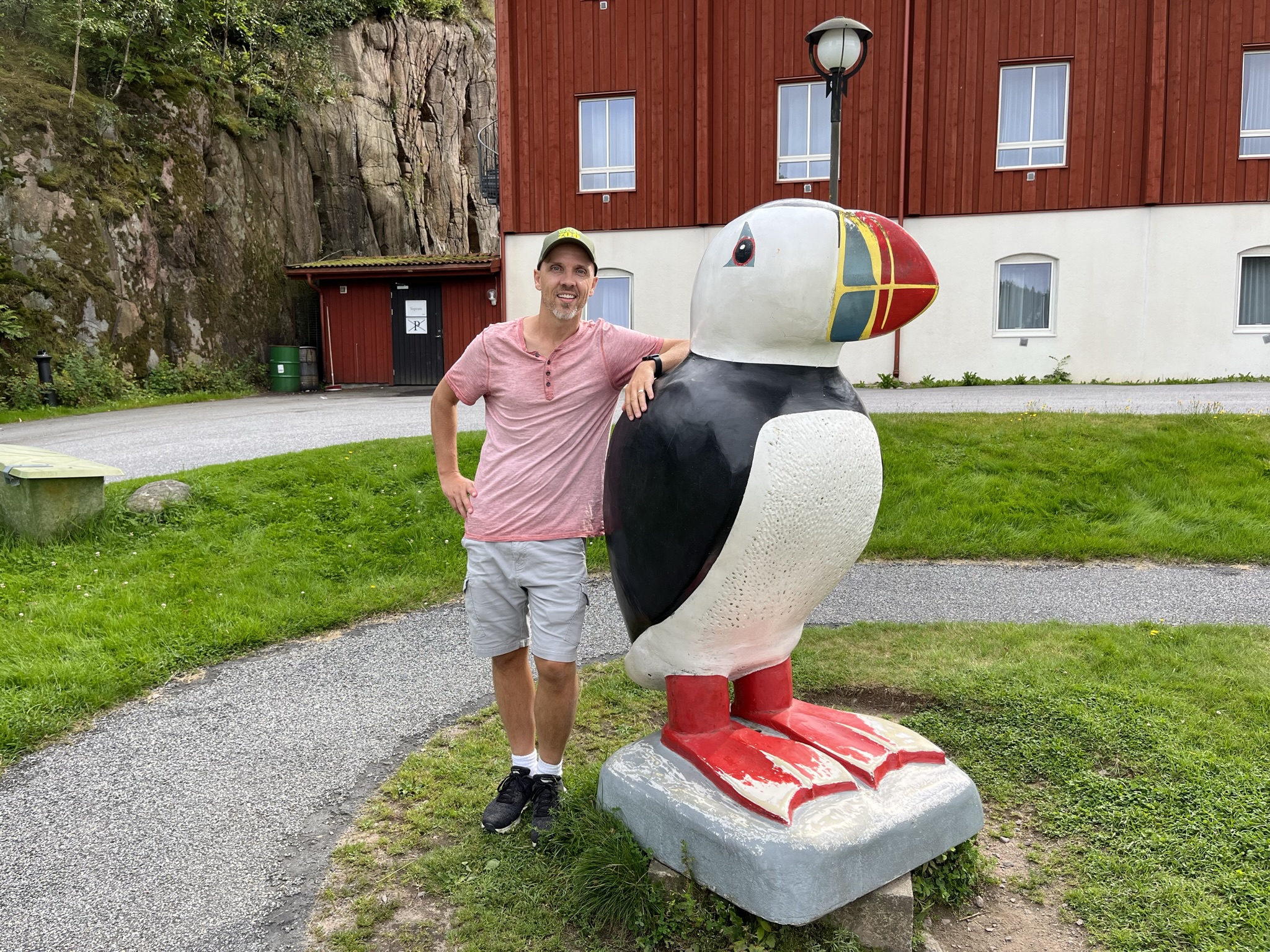 Me and my puffin buddy