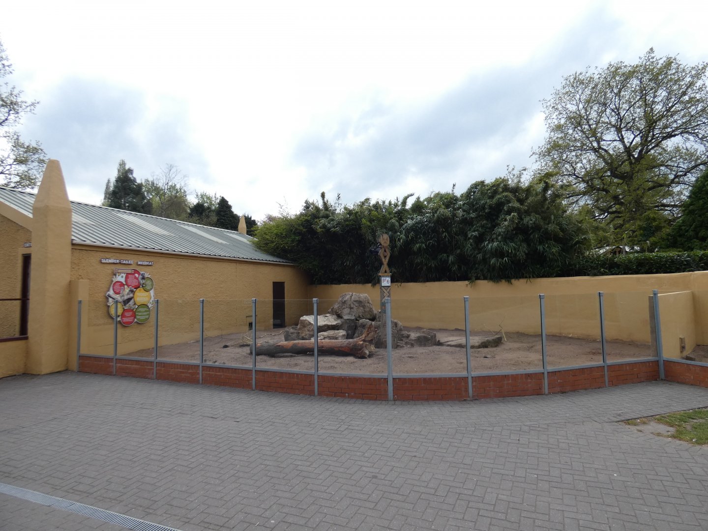 Meerkat and Porcupine outdoor enclosure