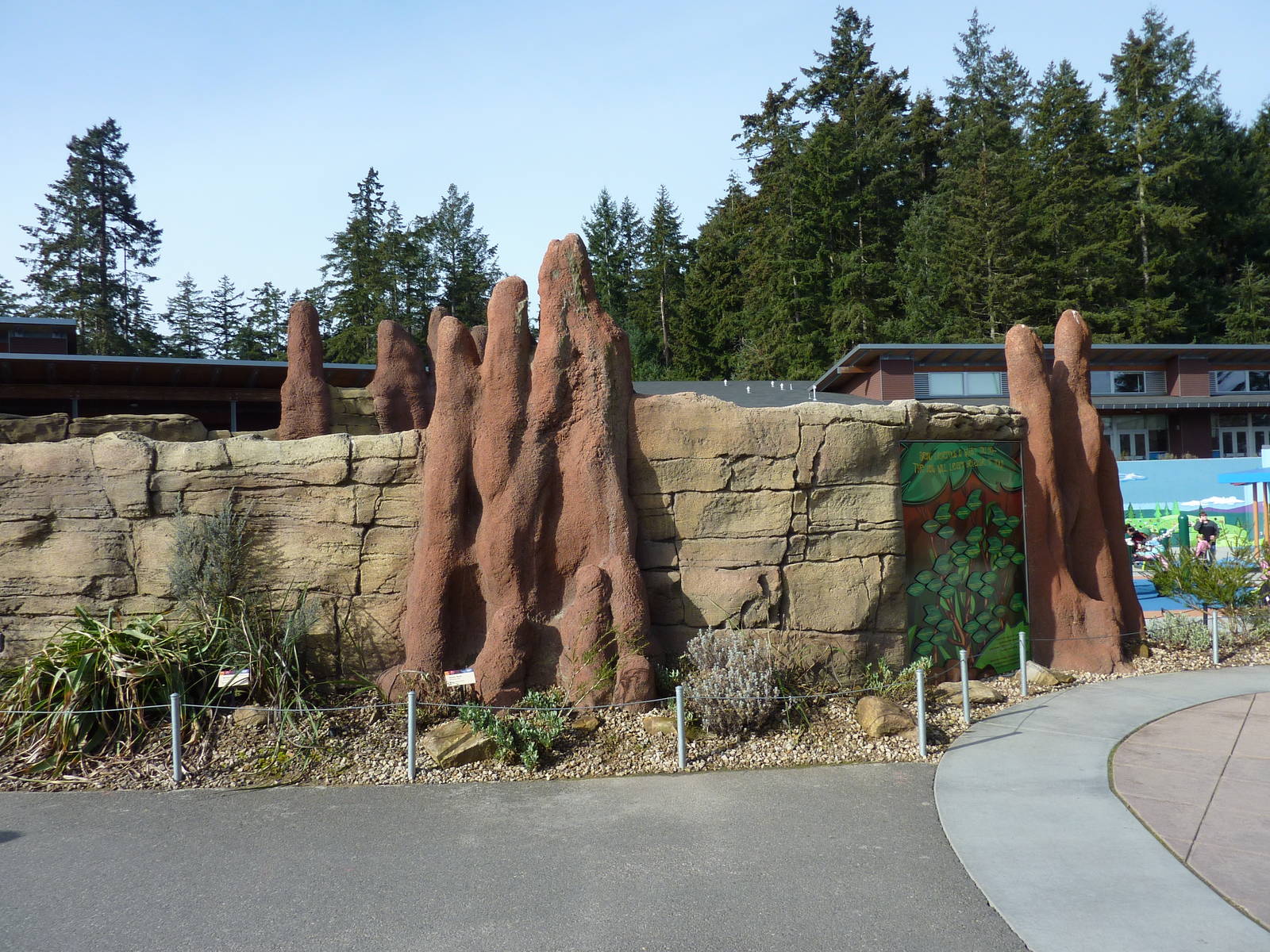 Meerkat Exhibit - Exterior