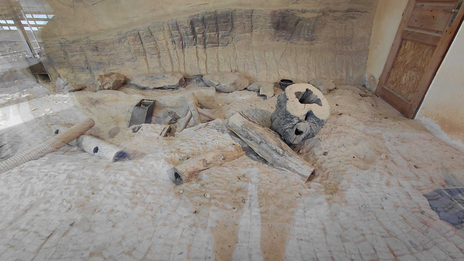 Meerkat indoor exhibit