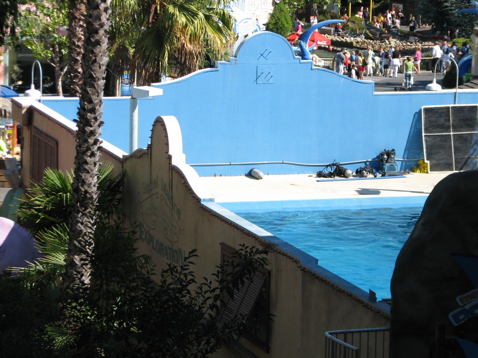Merlins Dolphin Harbor - Holding Pool