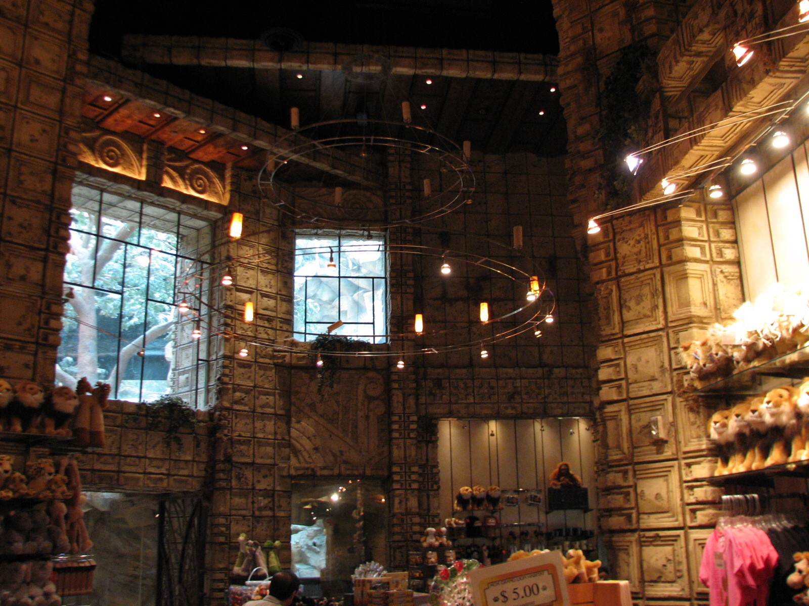 MGM Grand Lion Habitat - Gift Shop Interior