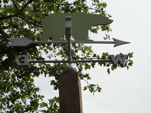 Mike and Mary Stark Grizzly Ridge - Bear Weather Vane