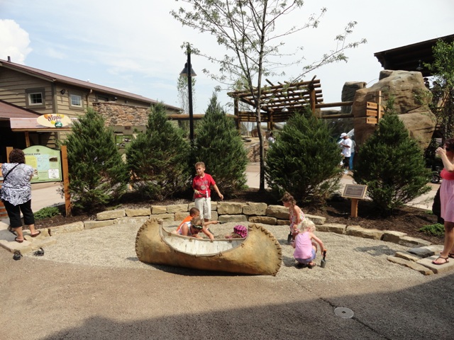 Mike and Mary Stark Grizzly Ridge - Dig Site