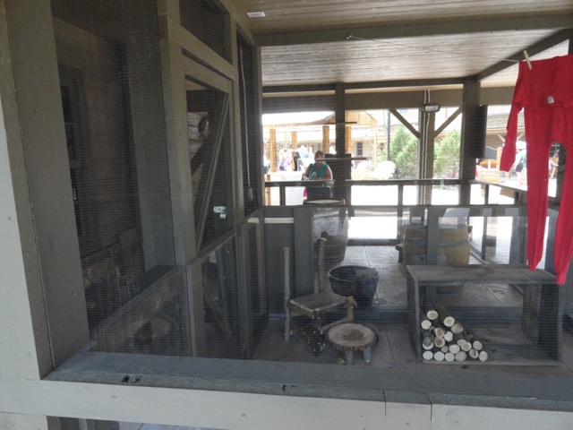 Mike and Mary Stark Grizzly Ridge - Education Animal Porch