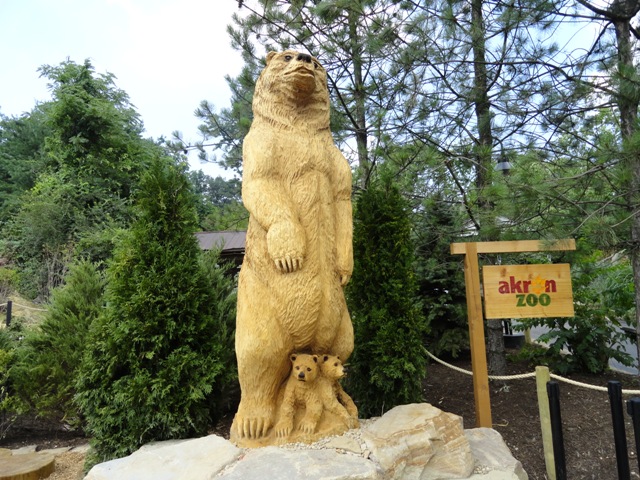 Mike and Mary Stark Grizzly Ridge - Entry Plaza